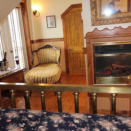 Petit-Saguenay B&B Les Deux Pignons חדר תמונה