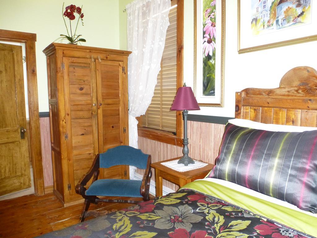 Petit-Saguenay B&B Les Deux Pignons מראה חיצוני תמונה