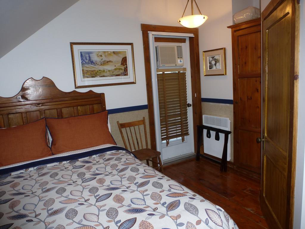 Petit-Saguenay B&B Les Deux Pignons מראה חיצוני תמונה