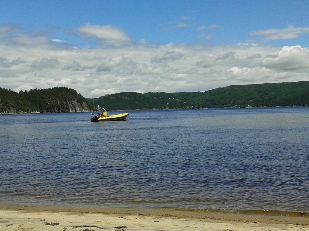 Petit-Saguenay B&B Les Deux Pignons מראה חיצוני תמונה